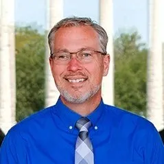 Matthew Burns headshot