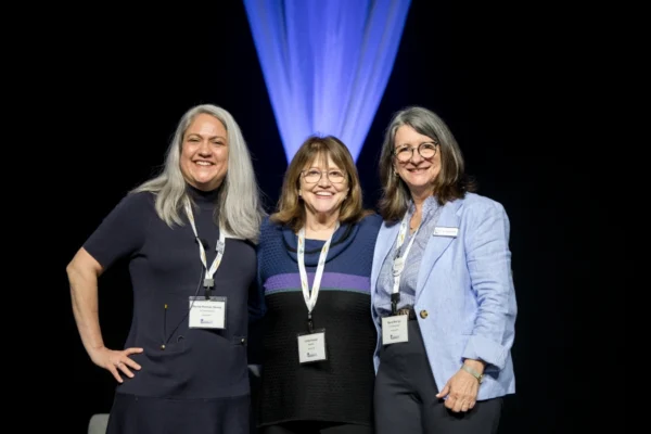 Linda Farrell accepts the Benita Blachman Award at The Reading League Summit 2026.